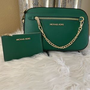 Michael Kors Jet Set LG Saffiano Leather chain Crossbody Bag &Coin pouch with ID